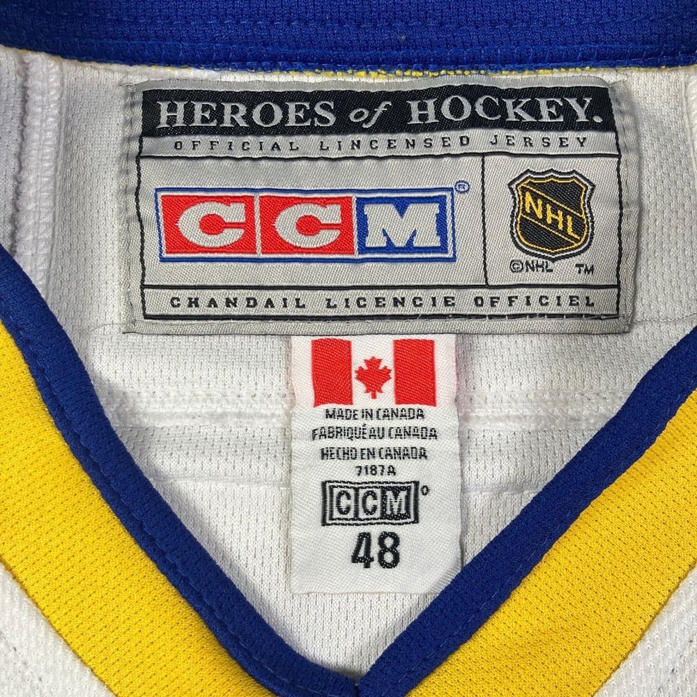 CCM Wayne Gretzky St. Louis Blues 99 Heroes of Hockey Jersey 48 Made Canada - Picture 3 of 7